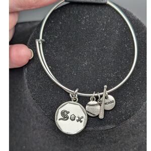 Maren Elena Chicago White Sox Bracelet Adjustable Silver Tone MLB Baseball Fan